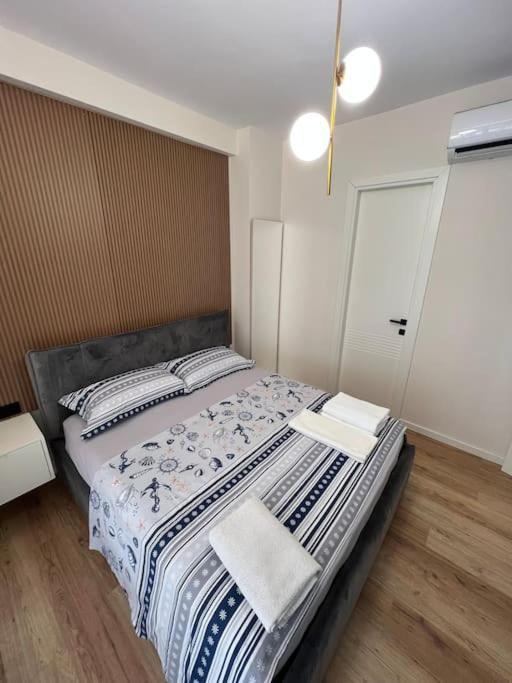 Sphinx Apartment Durrës Exteriör bild
